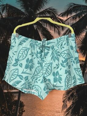 Columbia Omni-shield women’s size XL shorts teal tropical Hawaiian floral $45